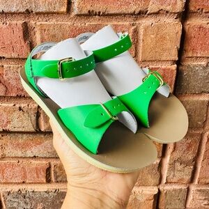 Sun San Surfer - Kelly Green New